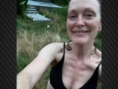 Τζούλιαν Μουρ: Η φωτογραφία στο Instagra...