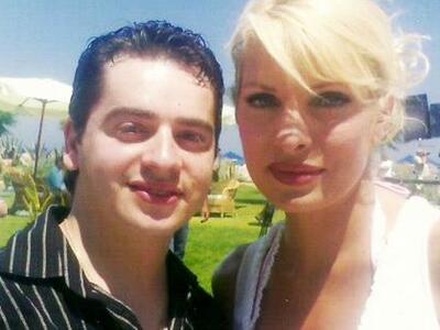 Νίκος Βεζυράκης: Ποιος είναι ο λυράρης-φ...