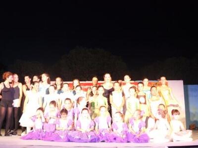 Μία όμορφη μουσικοχορευτική παράσταση στ...