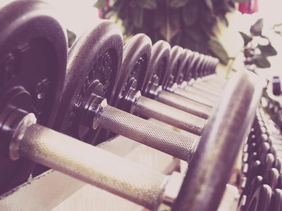 Αντιγήρανση: Ποια είναι η άσκηση που «σβ...