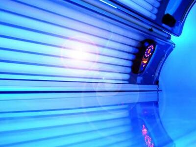 Βρετανία: Νεκρή σε αίθουσα σολάριουμ βρέ...