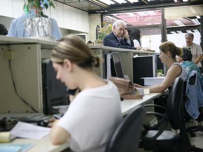 Ο "Καλλικράτης" κλείνει 4.000 ...