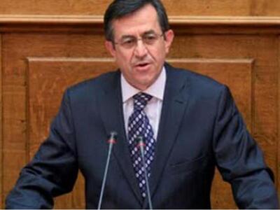 "Στρώνουν το δρόμο με τα αποκαΐδια ...