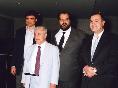 Συνεχίζεται ακάθεκτος ο πόλεμος στα διοι...