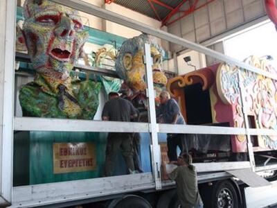 Πάτρα: Κομβοϊ με πέντε νταλίκες γεμάτο κ...