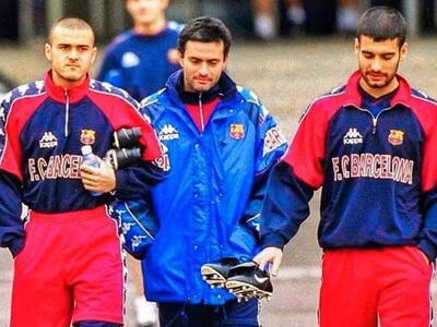 Ιστορική φωτογραφία με τους τρεις κορυφα...