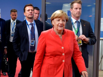 Μέρκελ: Δεν θα είναι ξανά υποψήφια για τ...