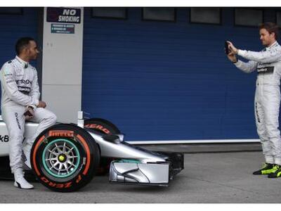 Φόρμουλα 1: Πρώτος στην εκκίνηση και στη...