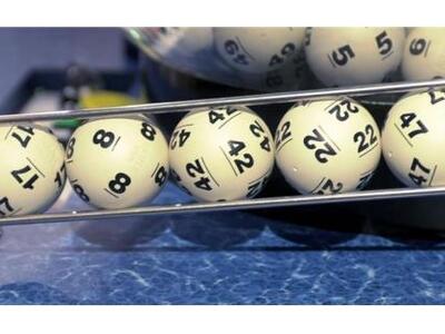 Καναδάς: Ελληνίδα καθαρίστρια κέρδισε 50...