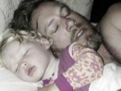 Ποια σταρ φωτογράφησε την κόρη και τον ά...