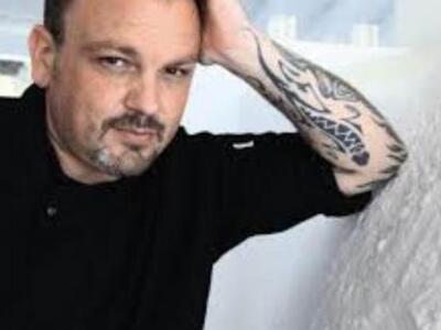 Ο σεφ Σκαρμούτσος πήγε στον στρατό, έμει...