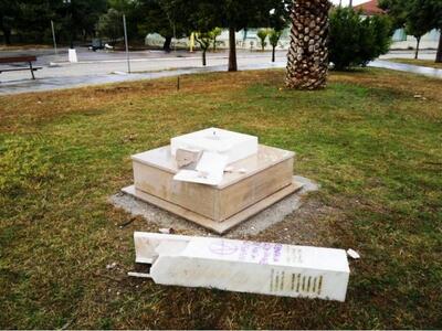 Μεσολόγγι: Συνεχίζονται οι βανβαλισμοί ι...