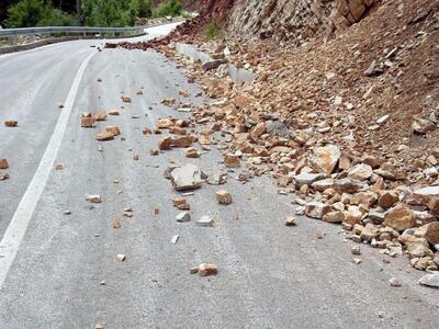 Κατολίσθηση στην Πούντα - Καλαβρύτων - Κ...