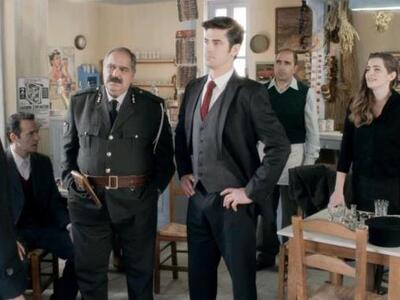 Άγριες μέλισσες: Το Χριστουγεννιάτικο γλ...