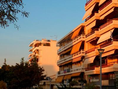 Διαγράφονται τα χρέη κάτω των 6.000 ευρώ...