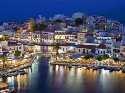 Πόλος έλξης για προσωπικότητες από όλο τ...