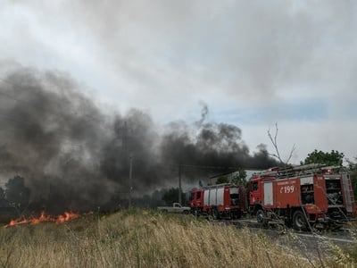 Έκτακτο: Εκτροπή πυροσβεστικού με δυο τρ...