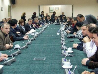 Πάτρα: Έκτακτη συνεδρίαση του Δημοτικού ...