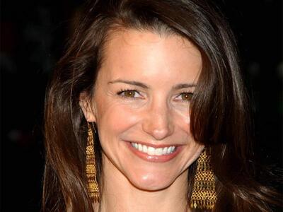 Η Κριστίν Ντέιβις υιοθέτησε κοριτσάκι 