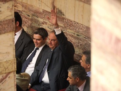 Η στάση που κρατάει ο Καραμανλής δεν τον τιμάει