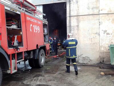 Τώρα: Φωτιά σε εργοστάσιο με πλαστικά