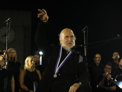 Διονύσης Σαββόπουλος: Γιατί η Χούντα λογ...