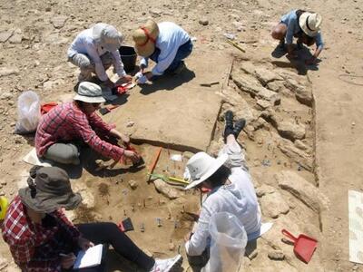 Κωνσταντινούπολη:700 φιάλες με αρχαία αν...