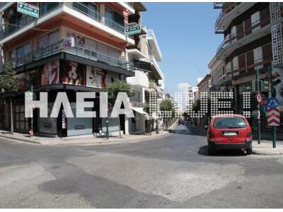 "Ποτέ την Κυριακή" για τους εμ...