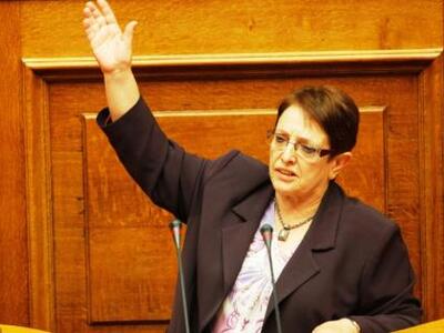 Παπαρήγα: Η πολιτική συμμαχιών του ΚΚΕ ξ...