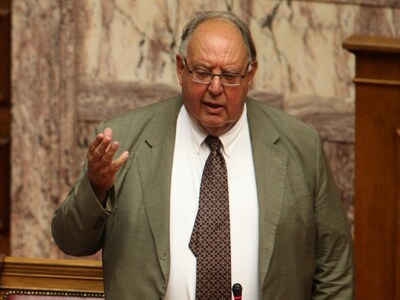 Υπουργοί διόρισαν συγγενείς τους στην ΑΓ...