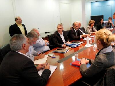 Με Περιφερειάρχες από όλη την Ελλάδα συν...