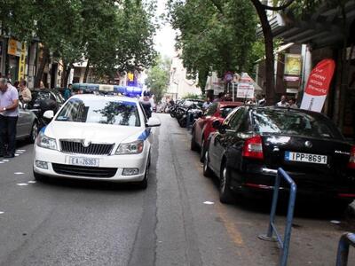 «Ντου» από τα μέλη του «Ρουβίκωνα» στο σ...