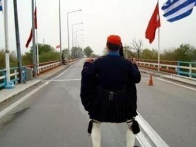 Πάτρα: Παρκάρει όπου θέλει και δεν δίνει...