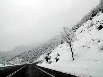 Χιόνια, τσουχτερό κρύο και παγετός