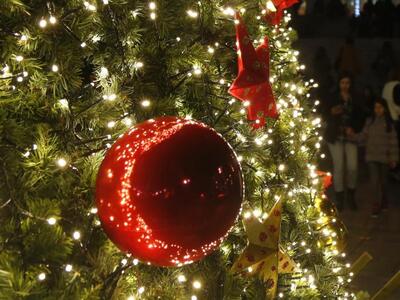 Πάτρα: Ανάβει το Χριστουγεννιάτικο δέντρ...