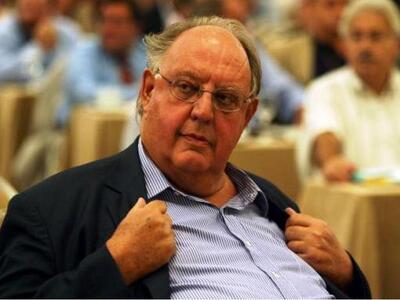 Ο  Πάγκαλος ξαναπροκαλεί: Τα blogs είναι...