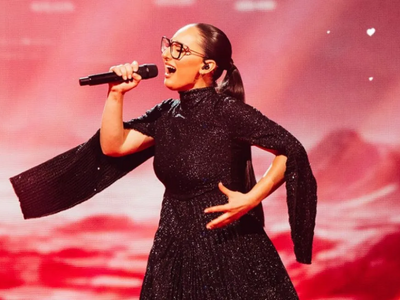 Eurovision: Το φόρεμα της Κλαυδίας έχει ...