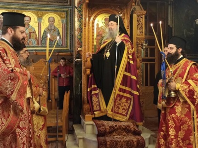 Η 2η ημέρα των Χριστουγέννων στην Ιερά Μητρόπολη Πατρών(ΦΩΤΟ) | Molonoti News