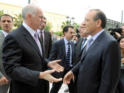 Σκληρή κόντρα πολιτικών- βιομηχάνων  για...