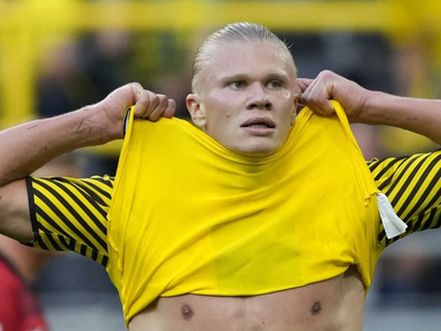 Χάλαντ: Εκτός αγωνιστικής δράσης για αρκ...