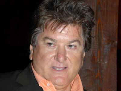 "Φλερτάρει" την ΑΕΚ ο Κώστας Μακρής!