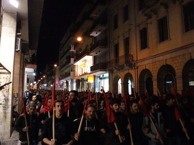 Ογκώδης διαδήλωση στο κέντρο της Πάτρας