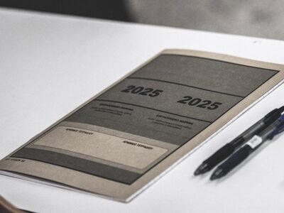 Πανελλαδικές 2025: Σε τρία μαθήματα προσ...