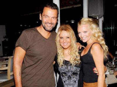 Δείτε φωτογραφικά στιγμιότυπα από το καλ...