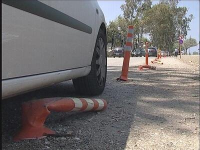 Πάτρα: Επέλαση της Κτηματικής στις παραλ...