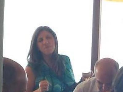 Η Ζωή νονά τα δίνει... όλα χορεύοντας......