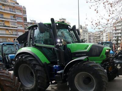 Εργαζόμενοι του Δήμου Καλαβρύτων στο πλε...