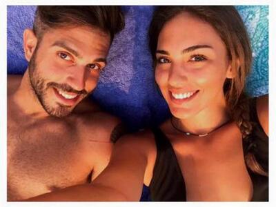 Αυτή ειναι η πανέμορφη σύντροφος του μάγ...