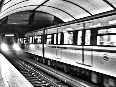 Επαναλαμβανόμενες στάσεις εργασίας σε με...