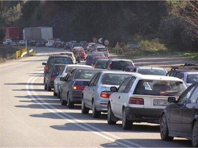 Εκ περιτροπής η κίνηση οχημάτων στην Αντ...